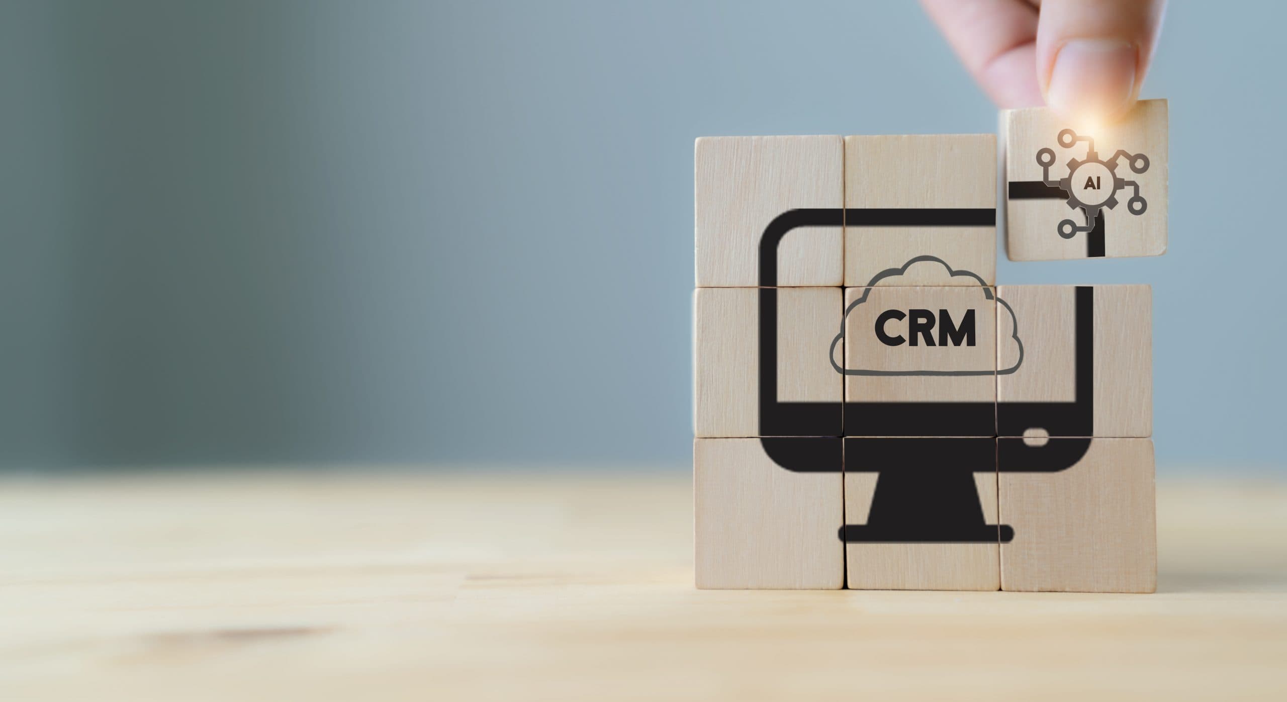 AI CRM Có Thể Giúp Sales Xác Định Khách Hàng Tiềm Năng Chính Xác Hơn Không? hero